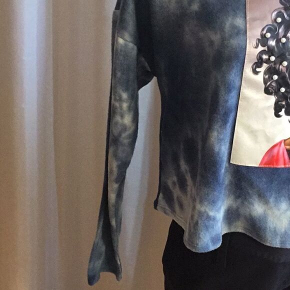 LOVE J crop long sleeve fleece in large DBR3 - Picture 7 of 13